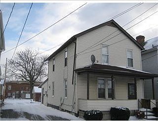 2nd image of 218 S 7th St