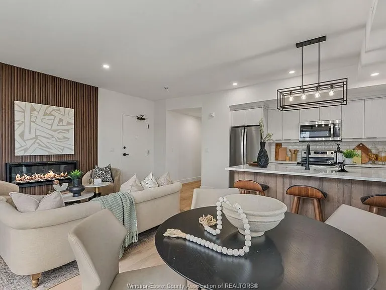 3871 Howard Ave #101 — Photo 11