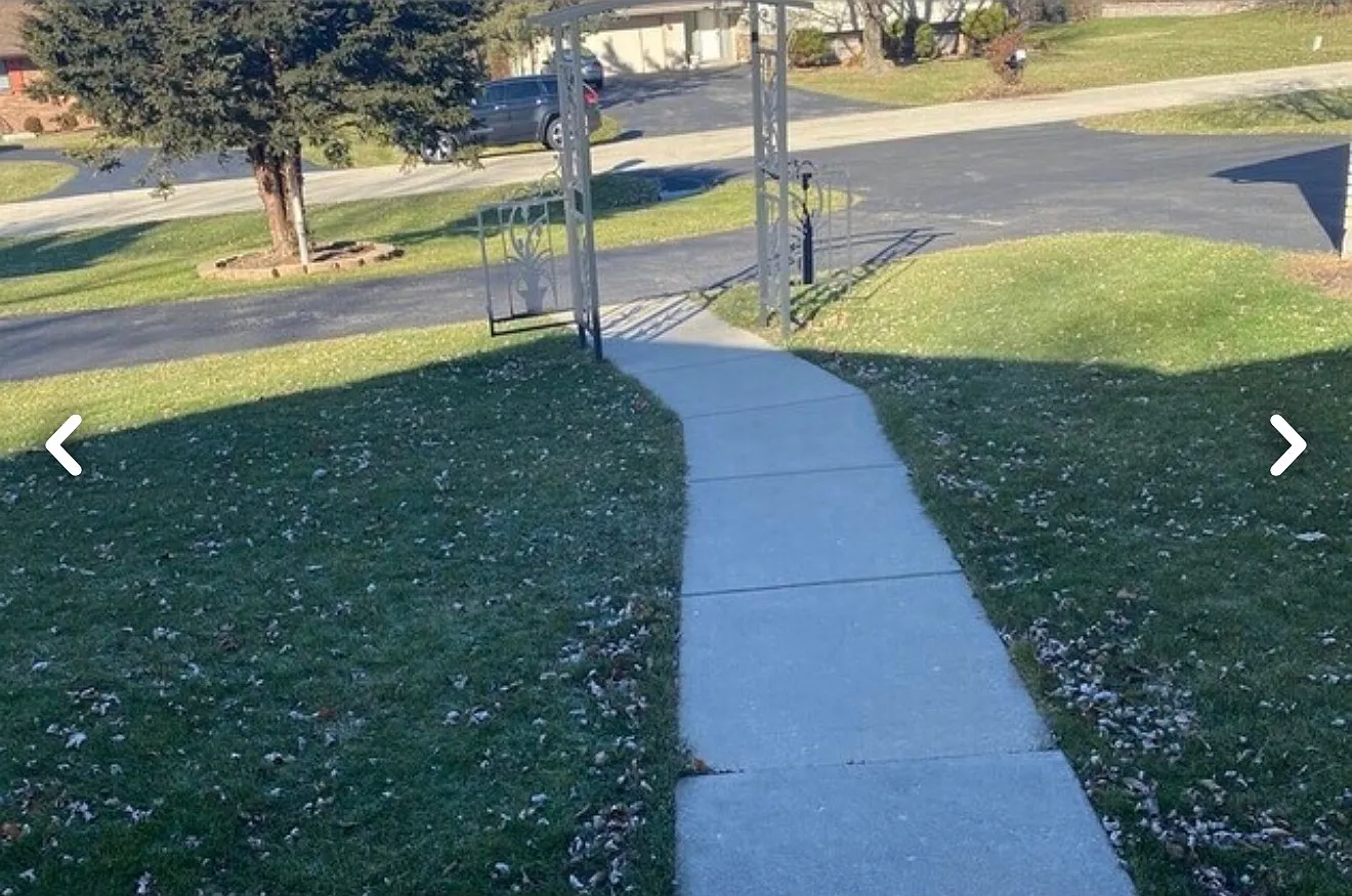 3 bed, 2029 sqft, $2,200 — Photo 4