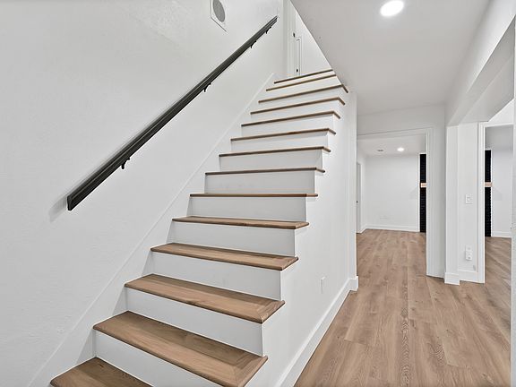 4th image of 4021 San Mateo Dr