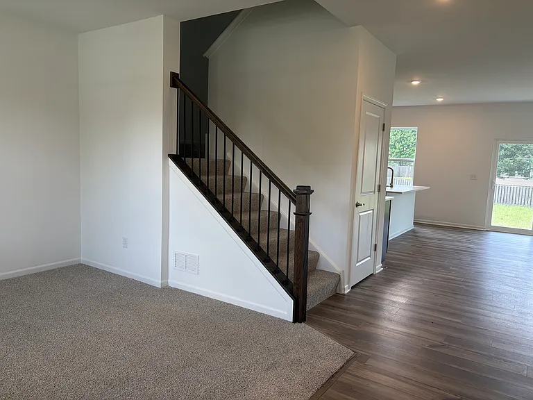 311 Twinleaf Trl — Photo 3