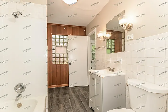 6645 Thurston Ave — Photo 10