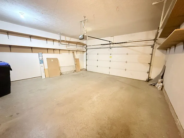 62 Vermont Ave — Photo 15
