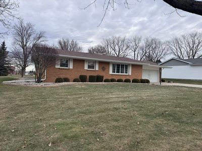 918 E Le Fevre Ave, Gibson City, IL, 60936