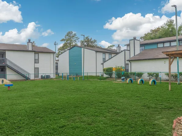 Kendall Manor Apartments