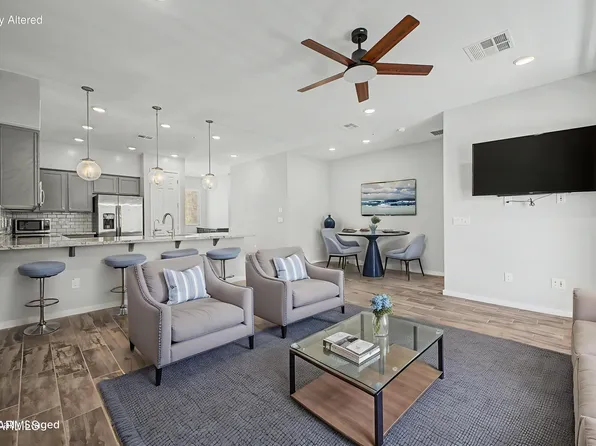 250 W QUEEN CREEK Road #215, Chandler, AZ 85248