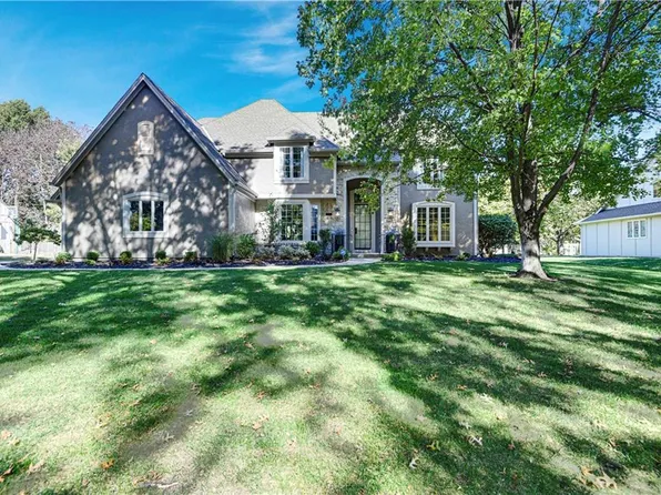 3300 W 130th St, Leawood, KS 66209