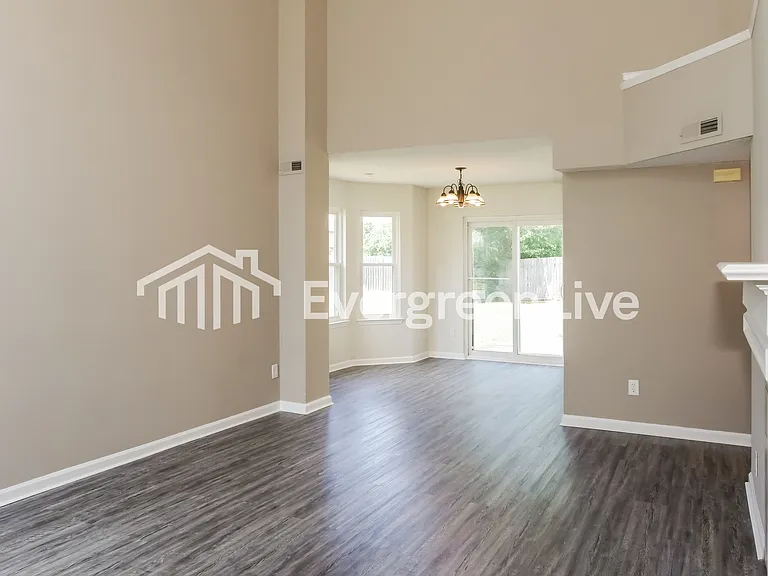 114 Cotton Bend Dr SW — Photo 2