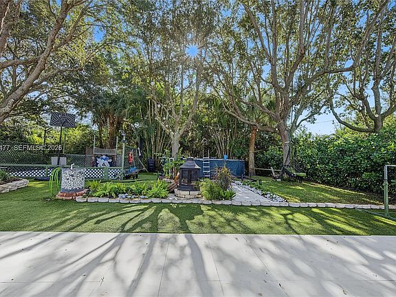 5th image of 3694 Old Lighthouse Cir