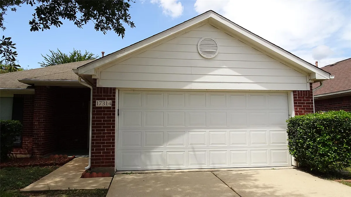 Building Photo - 17314 Glenmorris Dr