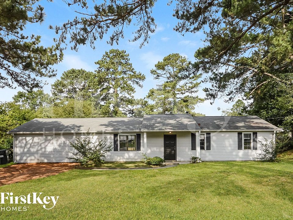 1st image of 2281 Briarwood Cir SW