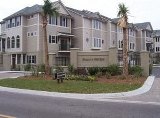 17 Couryard Cmn, Hilton Head Island, SC 29926