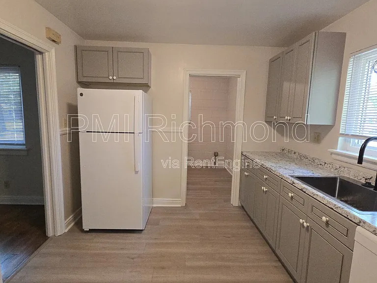 924 Pierpont Rd — Photo 12