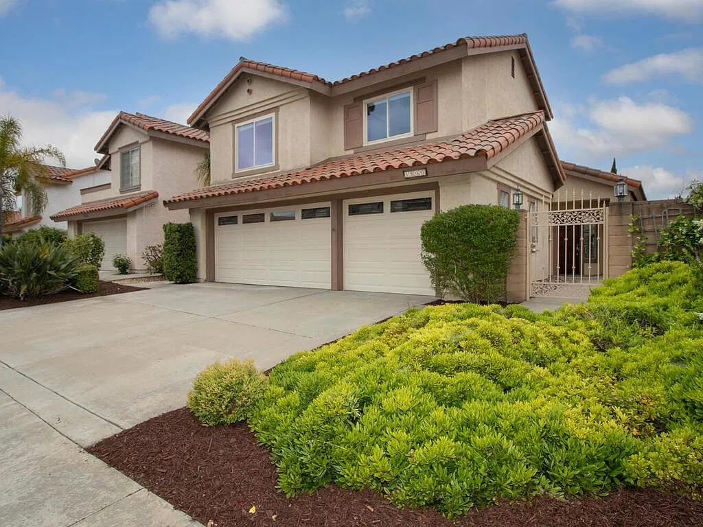 1530 Madrid Dr — Photo 3