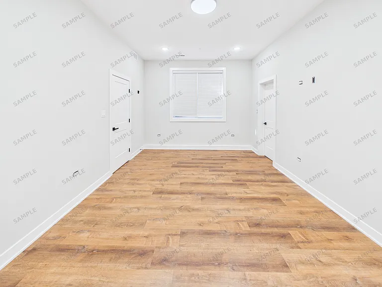 2024 S Ashland Ave #2 — Photo 9