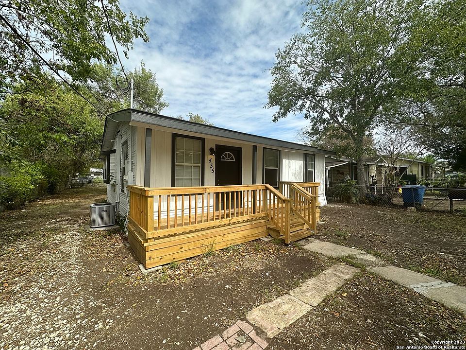 1st image of 435 CANTRELL DR