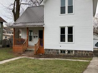 711 Pine Ave, Alma, MI 48801