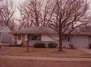 3309 Ewing Ave N, Robbinsdale, MN 55422