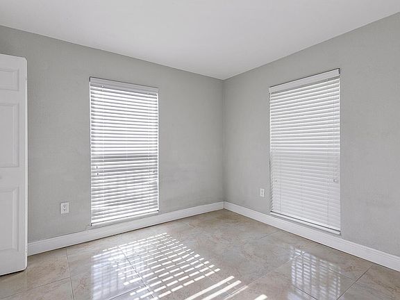5th image of 241 S Royal Poinciana Blvd APT 206