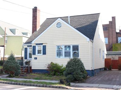 54 Gordon St, Perth Amboy, NJ, 08861