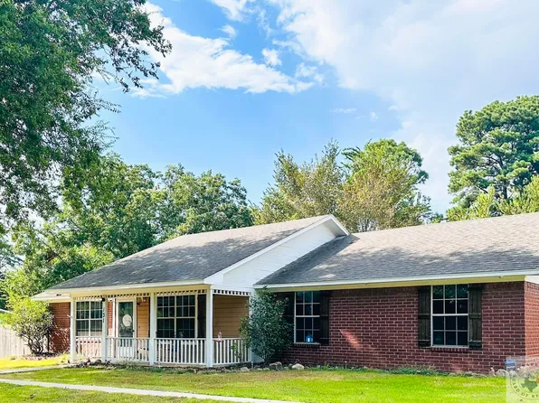 131 E Elliot Ln, De Kalb, TX 75559