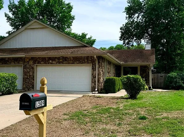 1509 E Tanglewood Rd, Derby, KS 67037