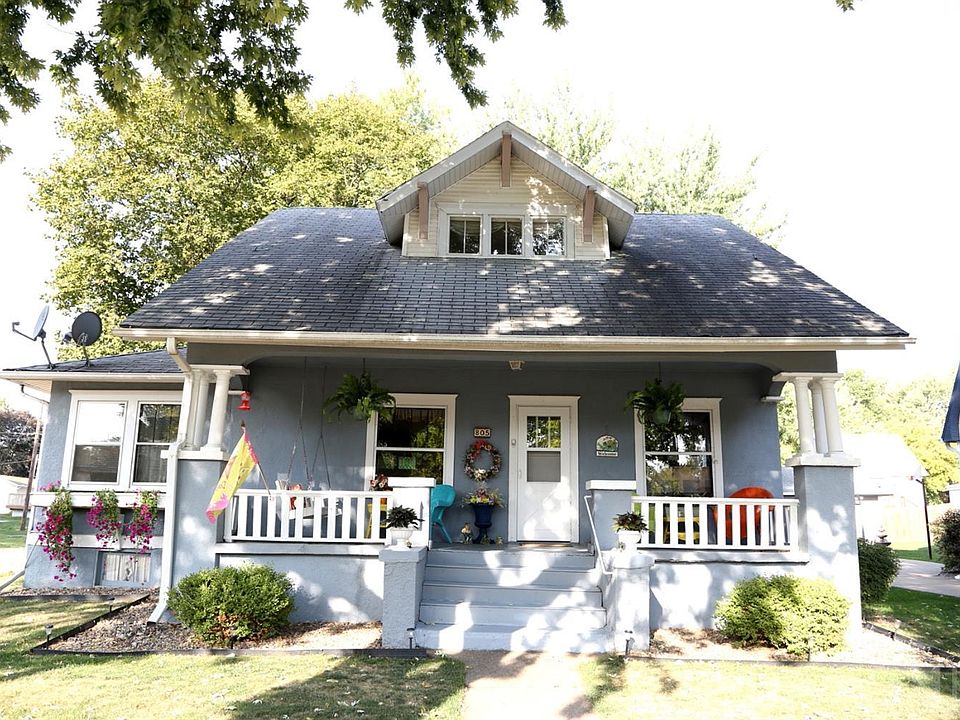 1st image of 805 N A St