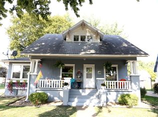 805 N A St, Oskaloosa, IA 52577
