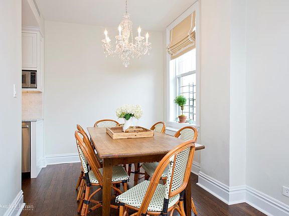 3rd image of 601 W End Ave APT 13A
