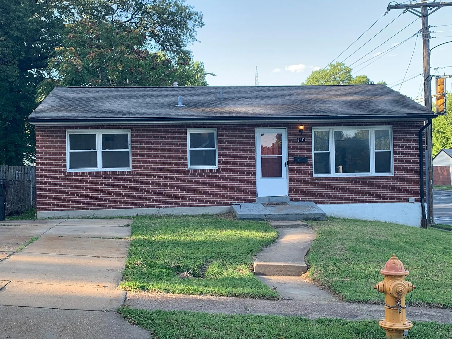 7401 Wayne Ave photo 1