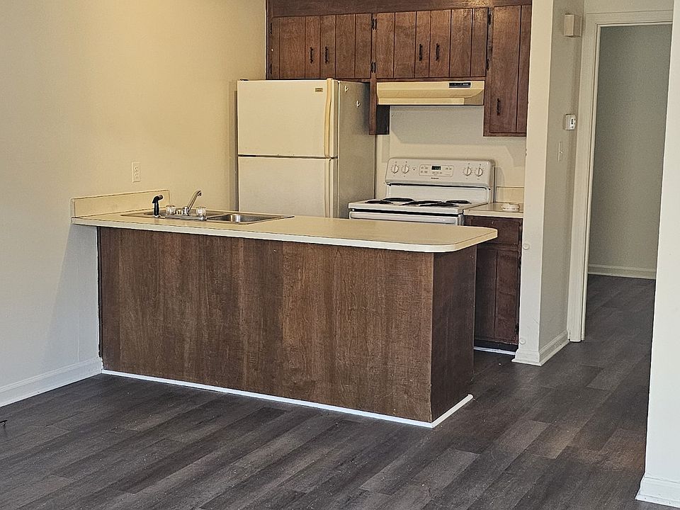 1st image of 201 Deer Creek Dr #1