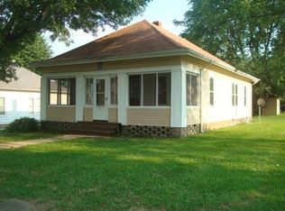 660 E 17th St, Sedalia, MO 65301
