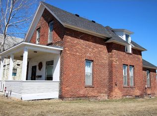 202 6th St NE, Staples, MN 56479