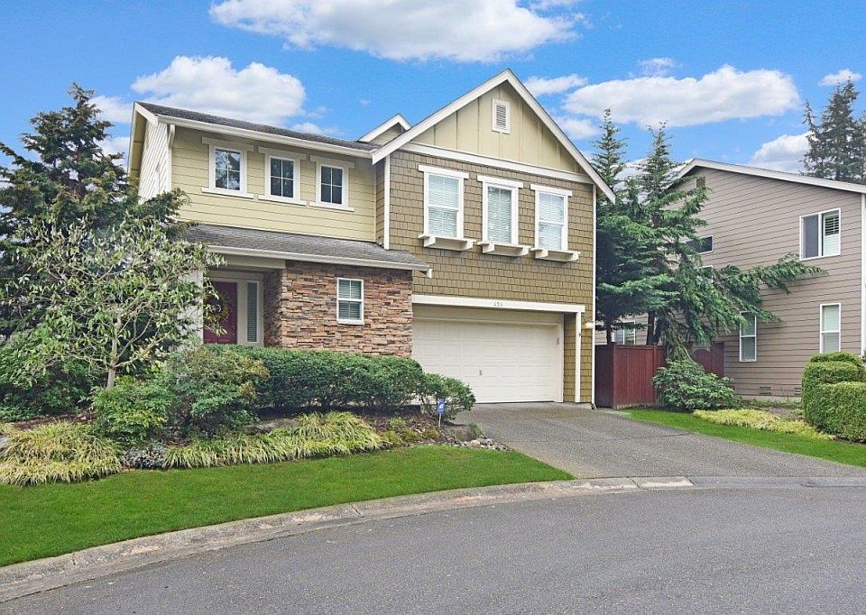 1st image of 424 191st St SW