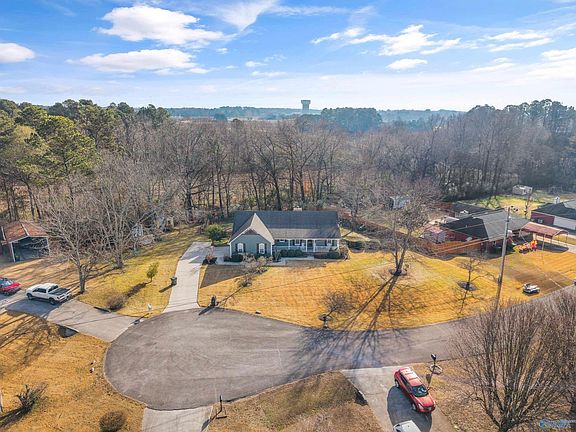 2nd image of 109 Lorene Dr