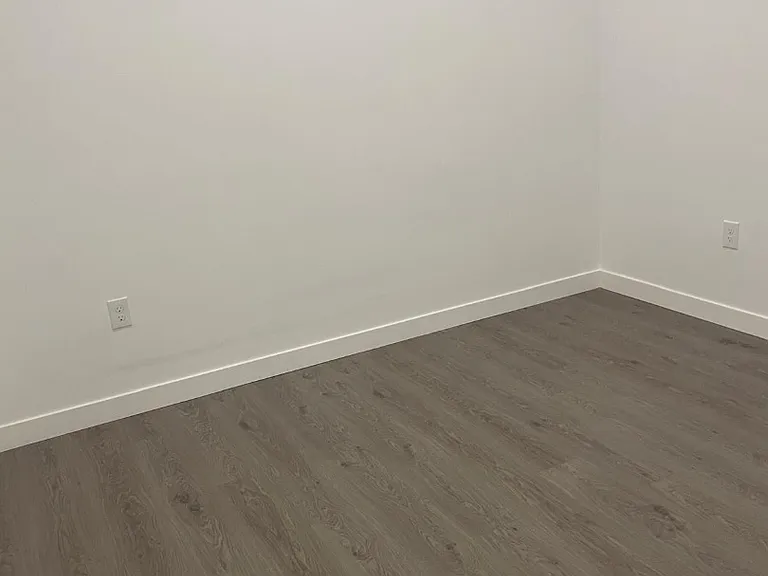 Unit Photo
