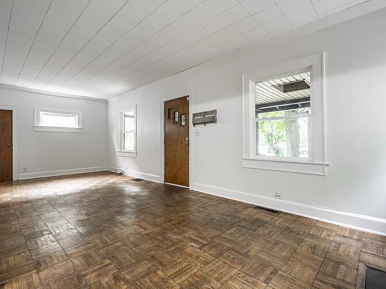4658 Hinesley Ave — Photo 7