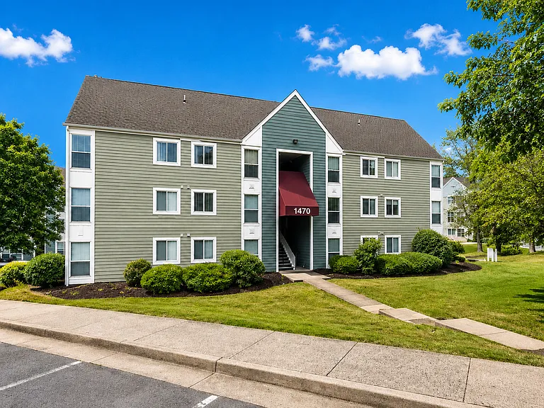 1440 Seneca Dr #G — Photo 1