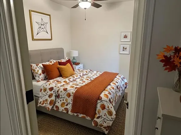 228 Pisgah Dr #6, Canton, NC 28716