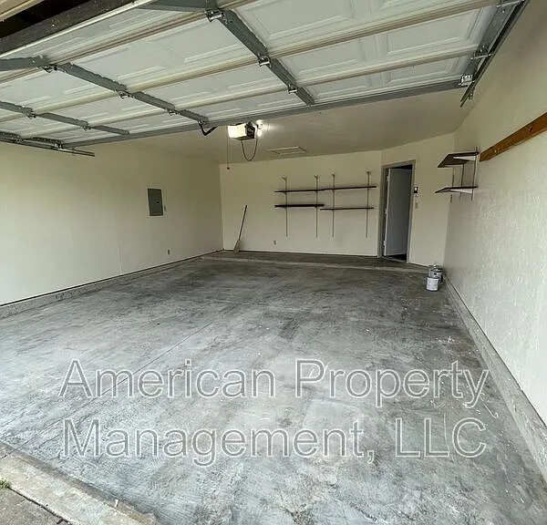 13120 E 44th St — Photo 30