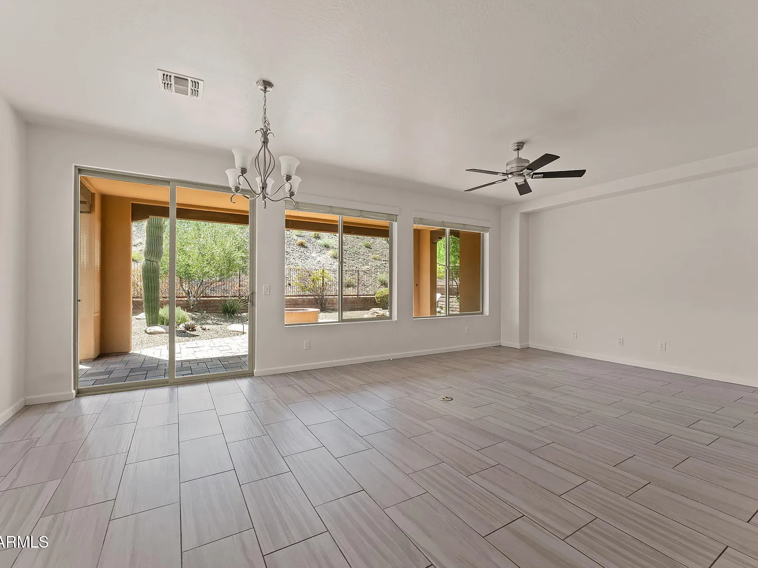 2 bed, 2.0 bath, 1570 sqft, $2,000 — Photo 3