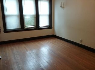 12602 Artesian Ave APT 1, Blue Island, IL