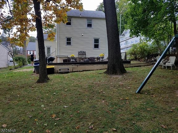 2nd image of 33 Mount Pleasant Pkwy