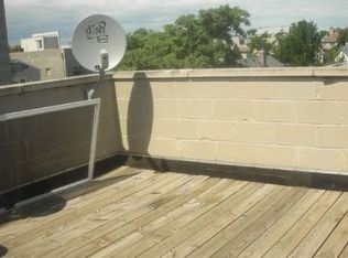 1950 W Diversey Pkwy #2, Chicago, IL 60614