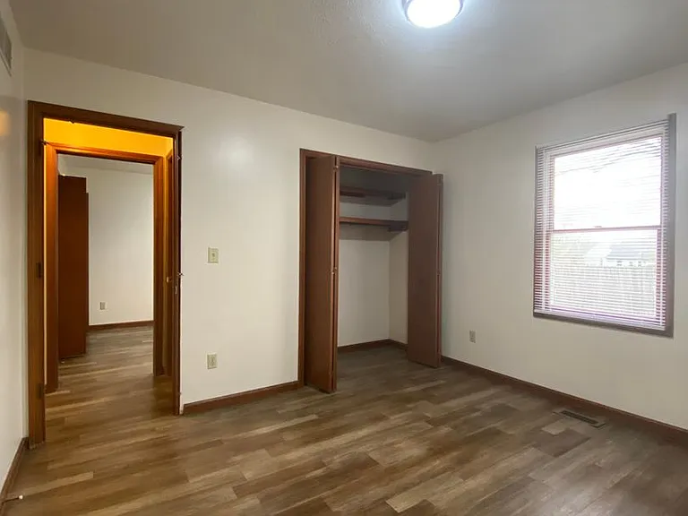 1007 Zollinger Rd — Photo 8