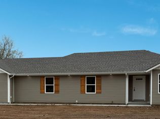 1536 Lana Dr, Lebanon, MO 65536