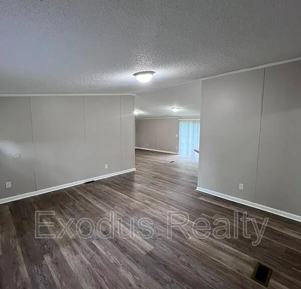 118 Sean Ln — Photo 11