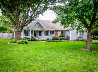 2833 S Timbercreek Ave, Springfield, MO 65807