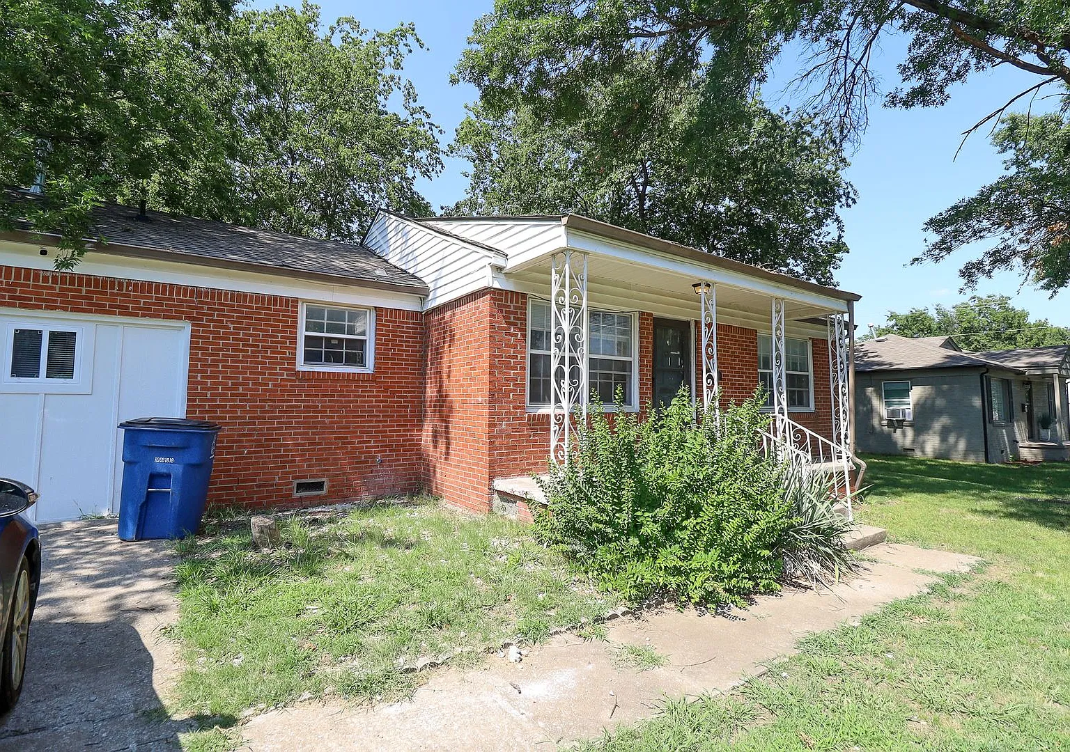 Remodeled Tulsa Gem! Near TU and Route 66! Available for immediate move in! — Photo 4