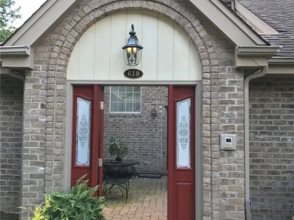 618 Essex Ct, Pittsburgh, PA 15238